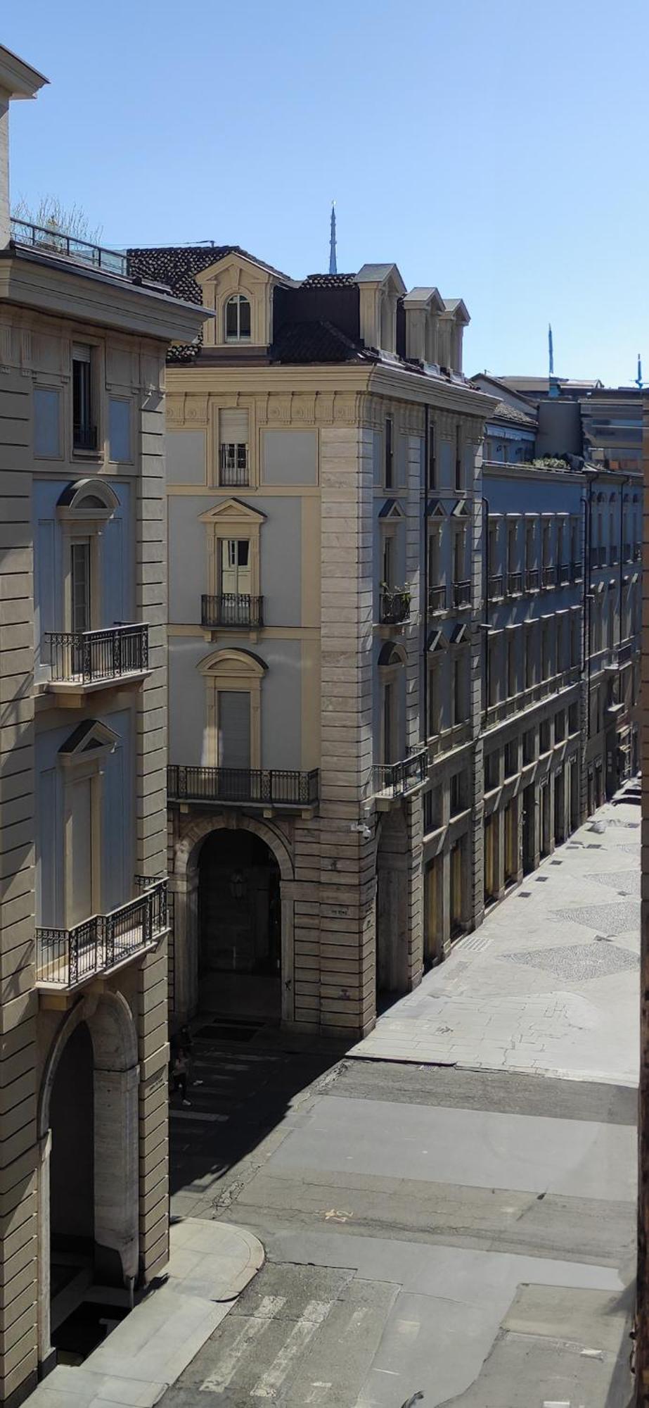 Giselda - Oval * Turin